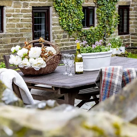 Finest Retreats - Ellen'S Cottage Bury  Exterior photo